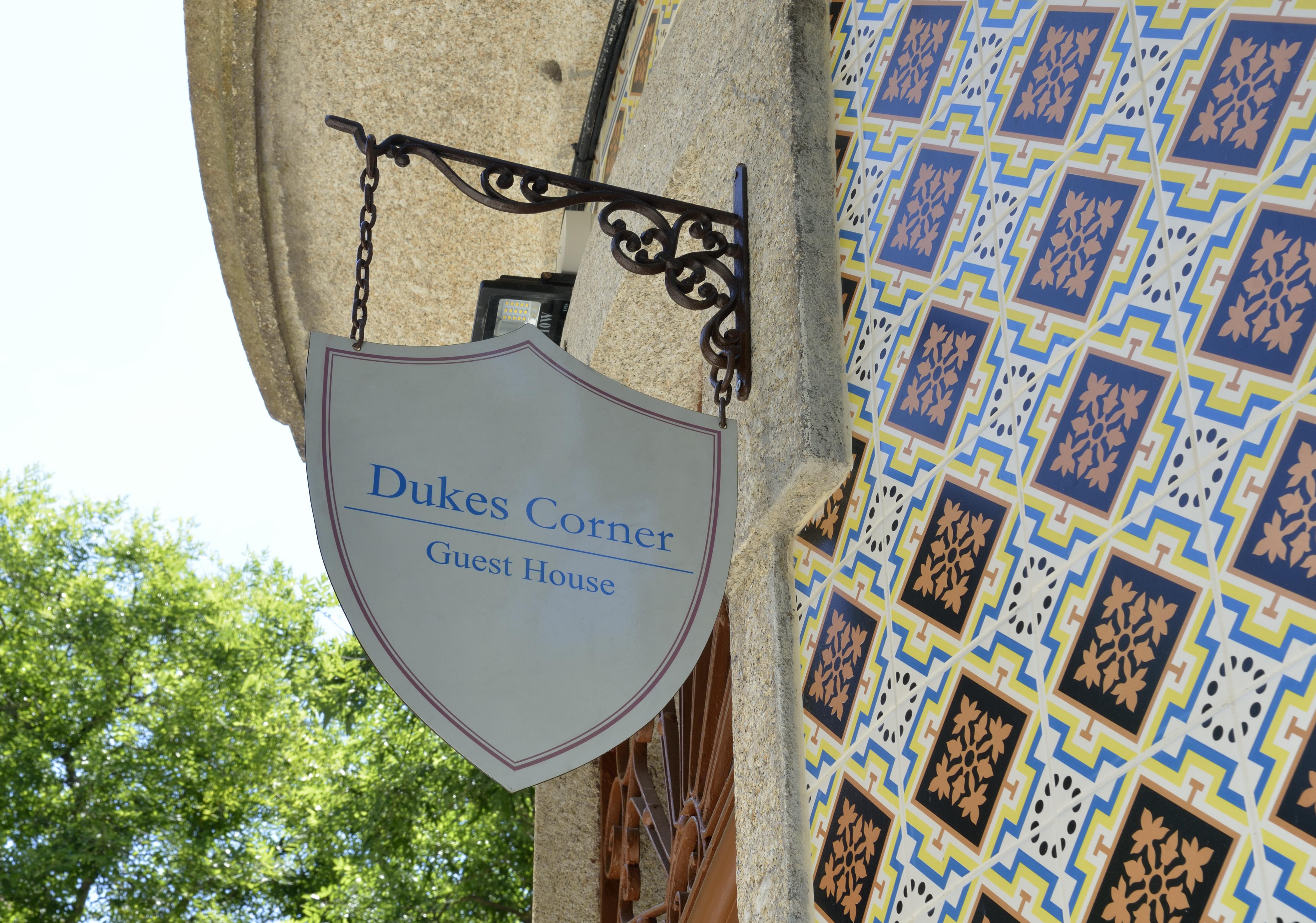 Dukes Corner Guest House Porto Exterior photo